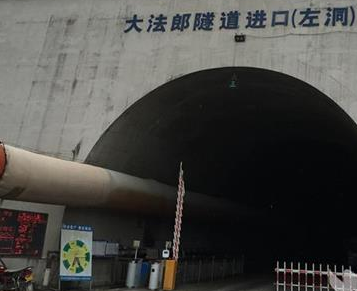 中国造桥修路发展迅速,环链电动草莓视频网站在线立了大功